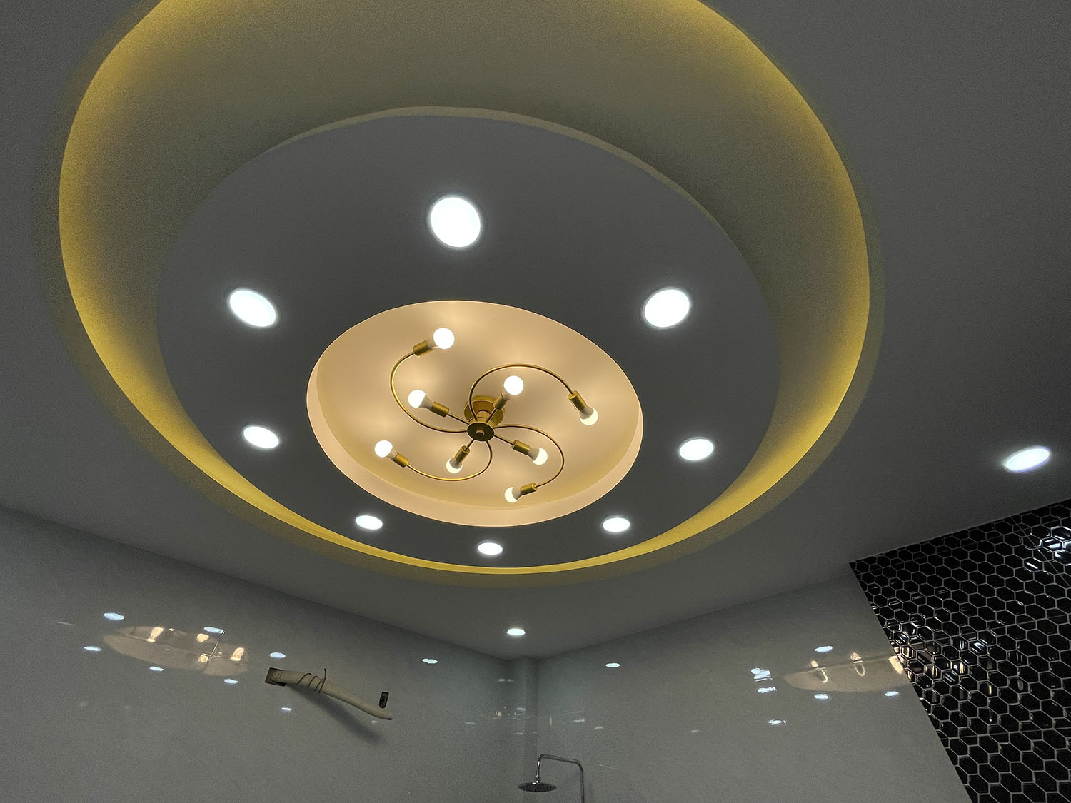 Bán nhà Đường Nguyễn Trọng Tuyển, Quận Phú Nhuận Tuyệt phẩm 4 lầu t.kế Cổ Điển PARIS PHÁP, hẻm ôtô